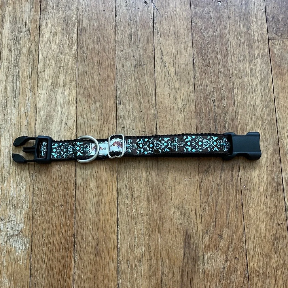 Adjustable Dog Collar (Small/Medium)
